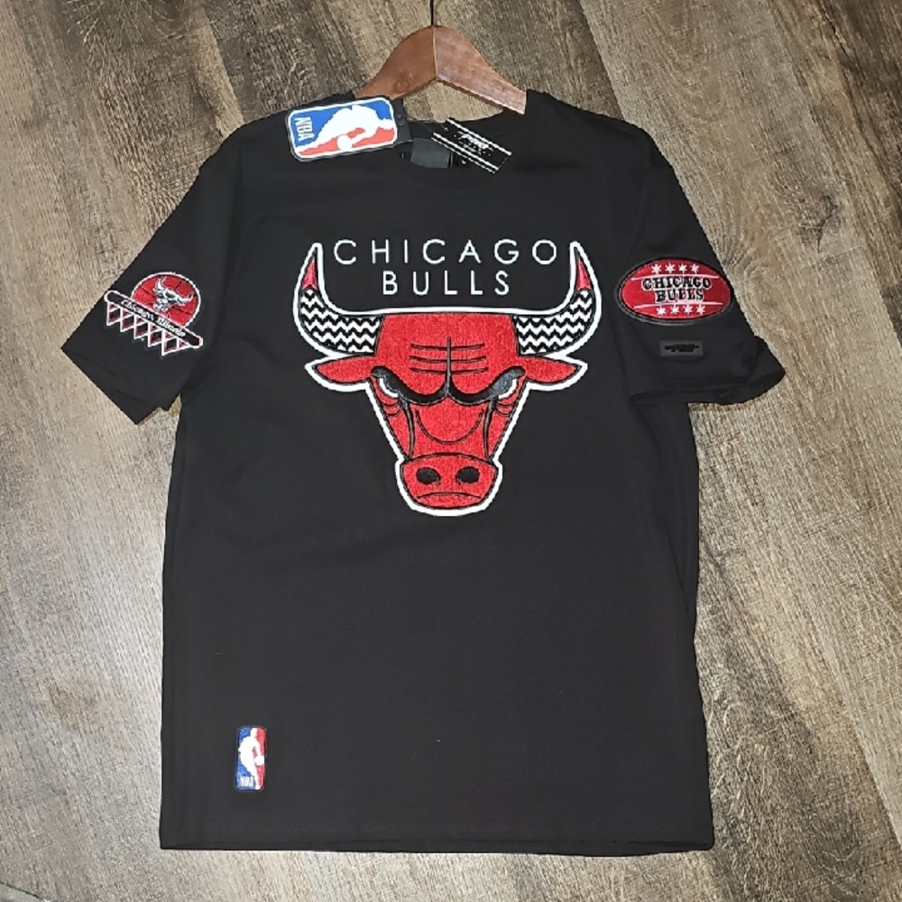 NBA Chicago Bulls Black and Red Men's Shirt